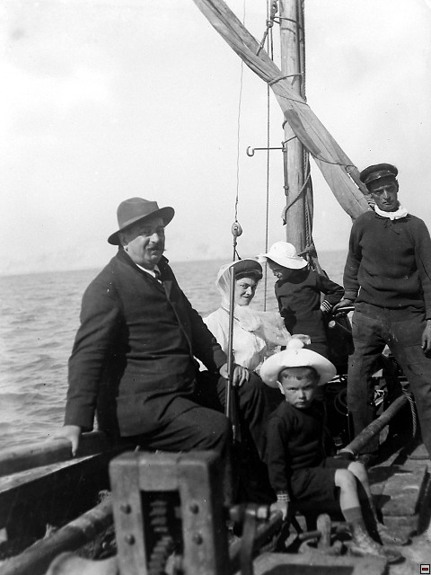 PIC_0006.1908 Cayeux.jpg